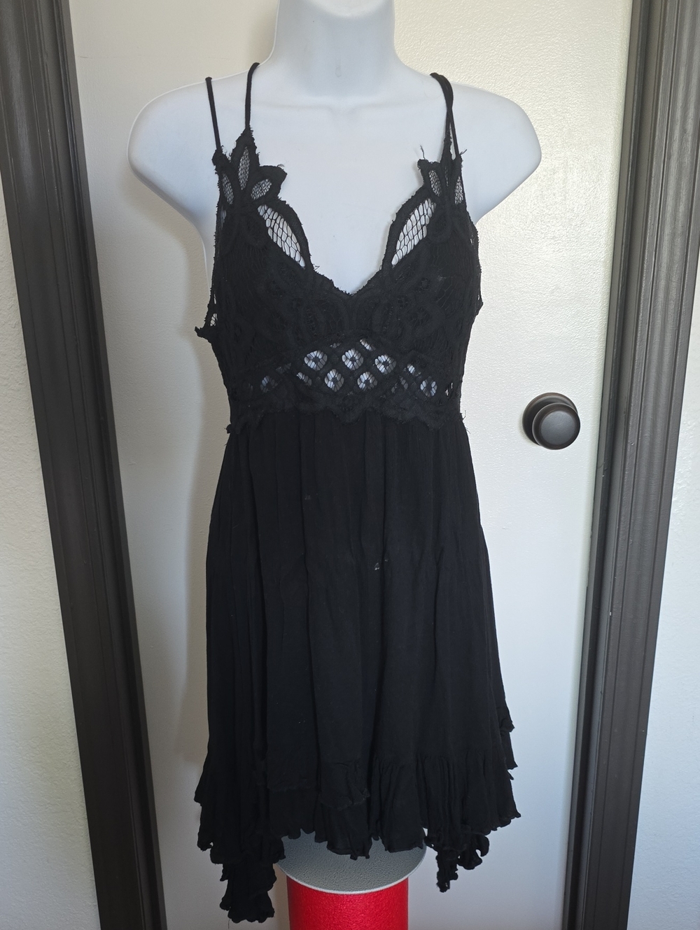 Lace-Trim Black Women's Chemise Nightdress